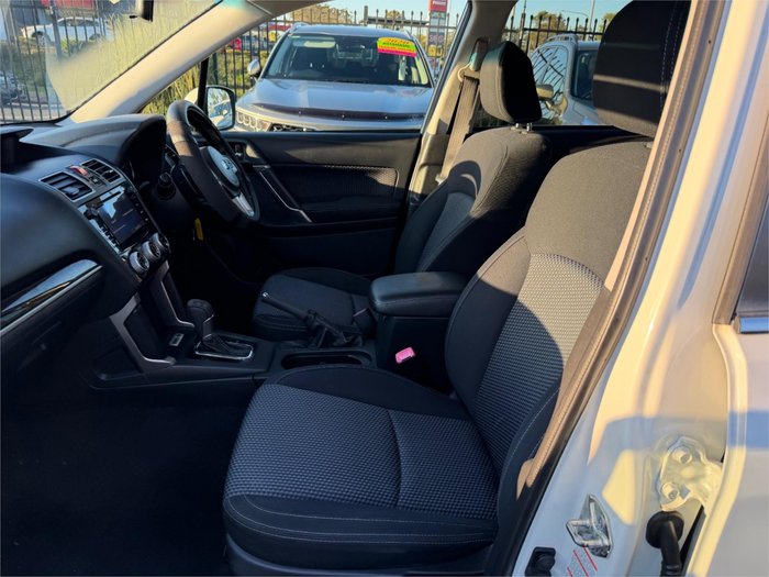 2017 SUBARU FORESTER 2.0D-L