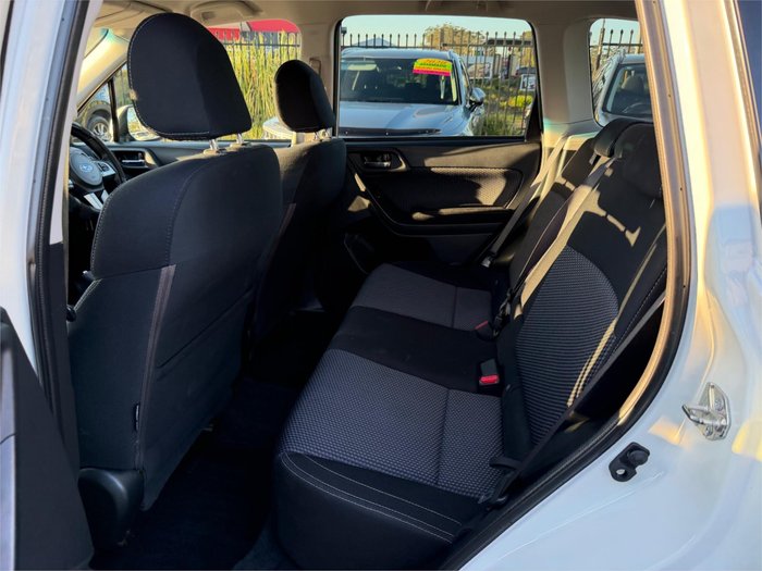 2017 SUBARU FORESTER 2.0D-L