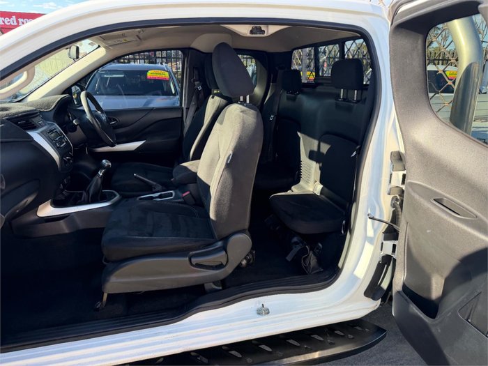 2018 NISSAN NAVARA RX (4x2)