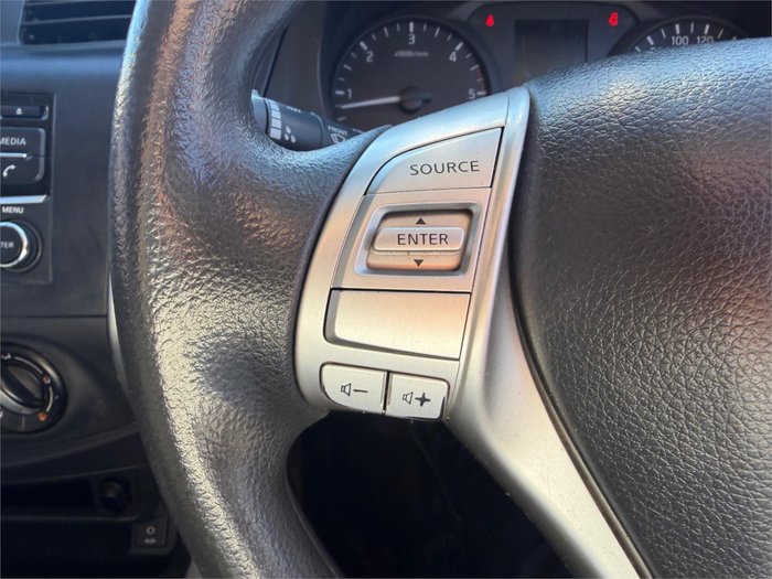 2018 NISSAN NAVARA RX (4x2)