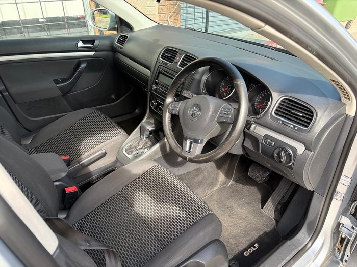 2010 Volkswagen Golf 77TDI Trendline