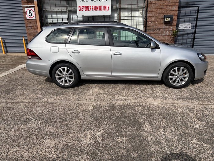 2010 Volkswagen Golf 77TDI Trendline