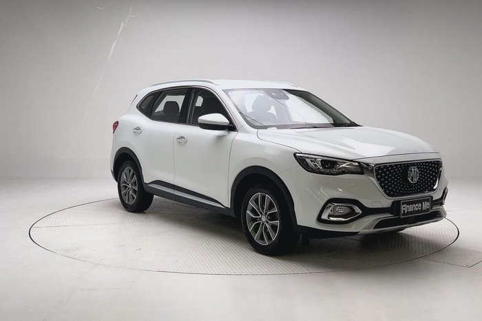 2022 MG HS