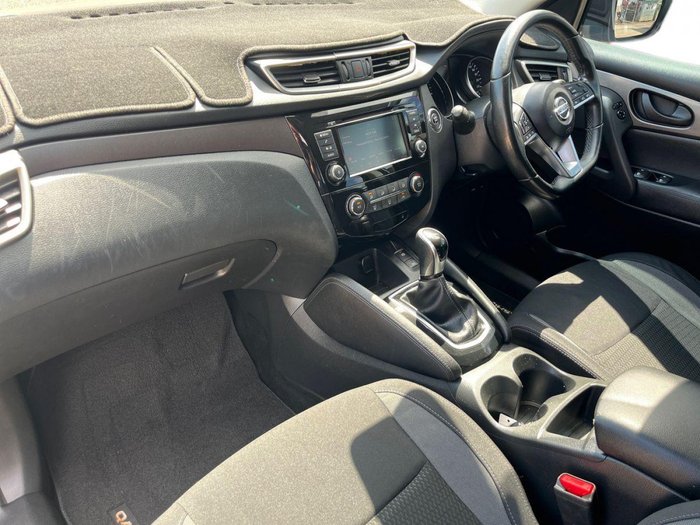 2020 Nissan QASHQAI Midnight Edition