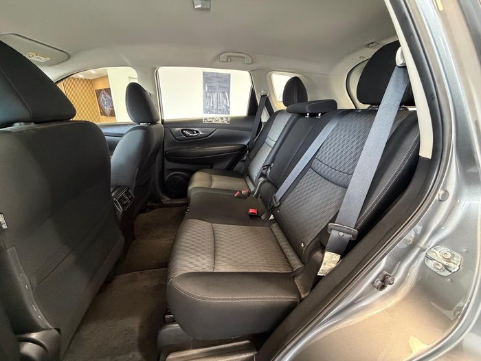 2021 Nissan X-TRAIL ST