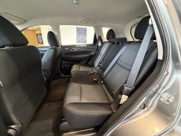 2021 Nissan X-TRAIL ST