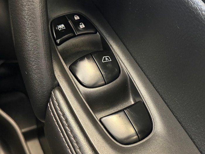 2021 Nissan X-TRAIL ST