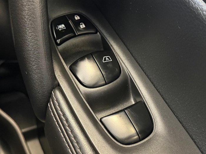 2021 Nissan X-TRAIL ST