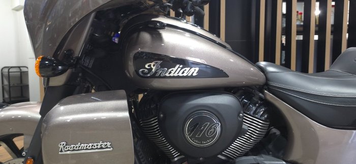 2022 Indian ROADMASTER LIMITED BRONZE