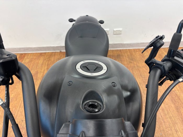 2024 Kawasaki VULCAN S CAFE Black