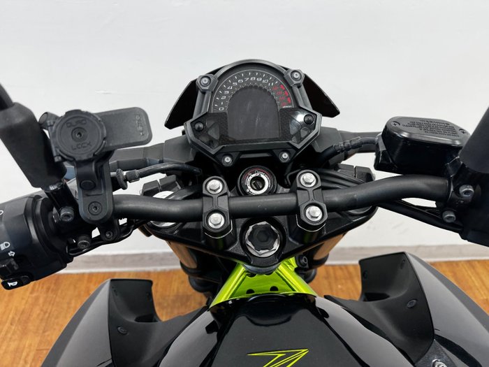 2022 Kawasaki Z400 GREEN