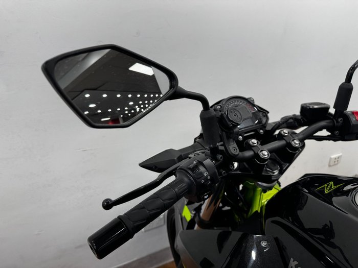 2022 Kawasaki Z400 GREEN
