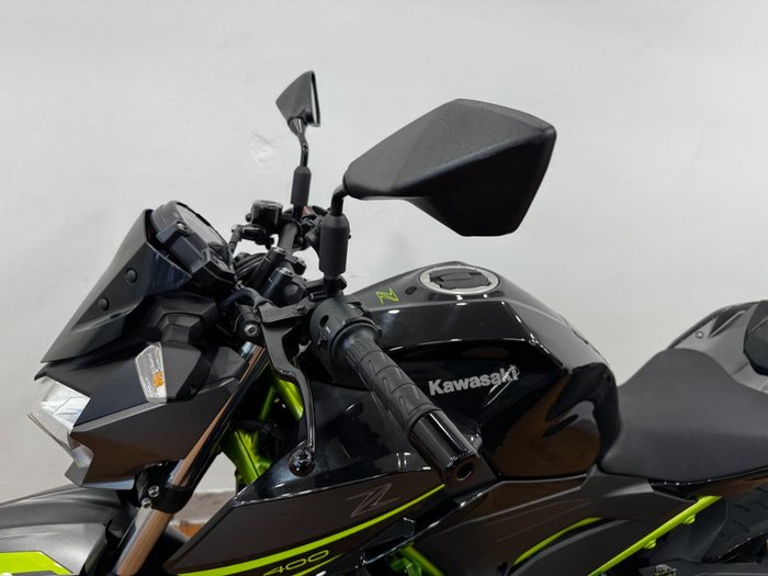 2022 Kawasaki Z400 GREEN