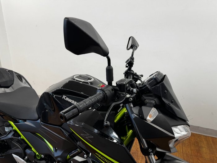2022 Kawasaki Z400 GREEN