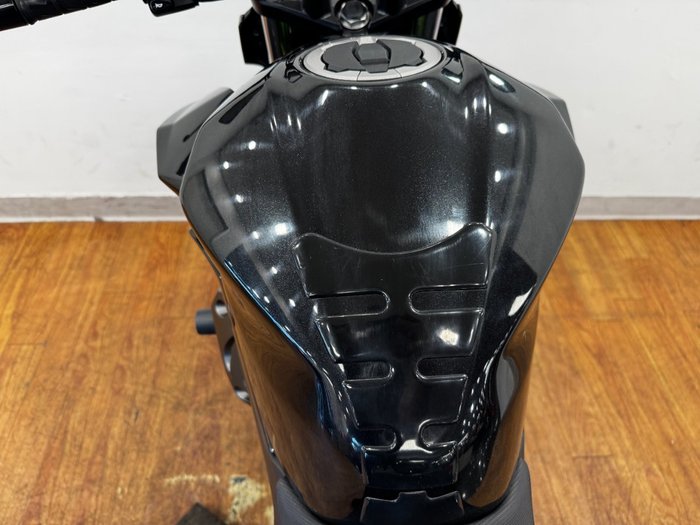 2022 Kawasaki Z400 GREEN