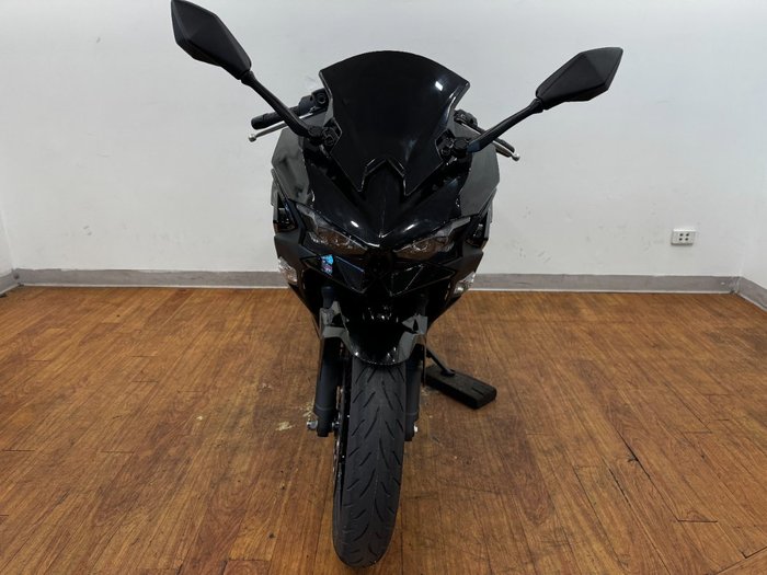 2025 Kawasaki NINJA 500
