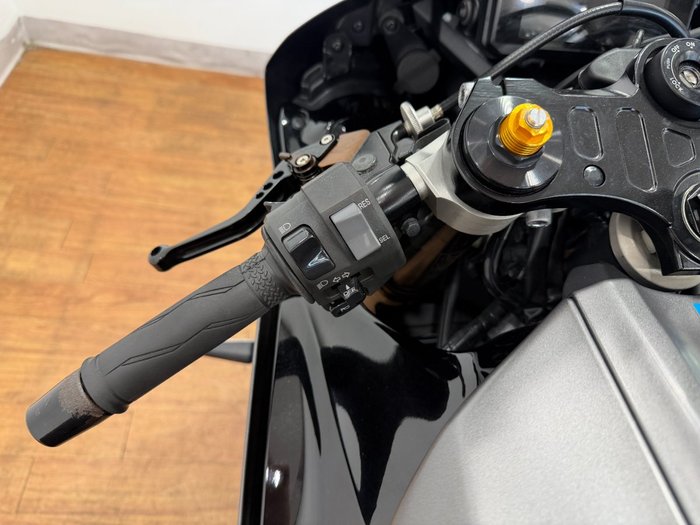 2024 Yamaha YZF-R7LA GREY