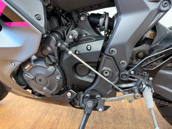 2024 Yamaha YZF-R7LA GREY