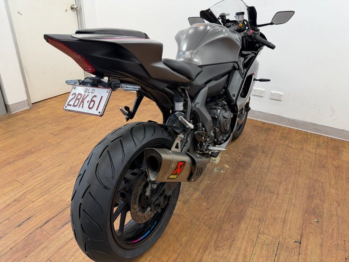 2024 Yamaha YZF-R7LA GREY