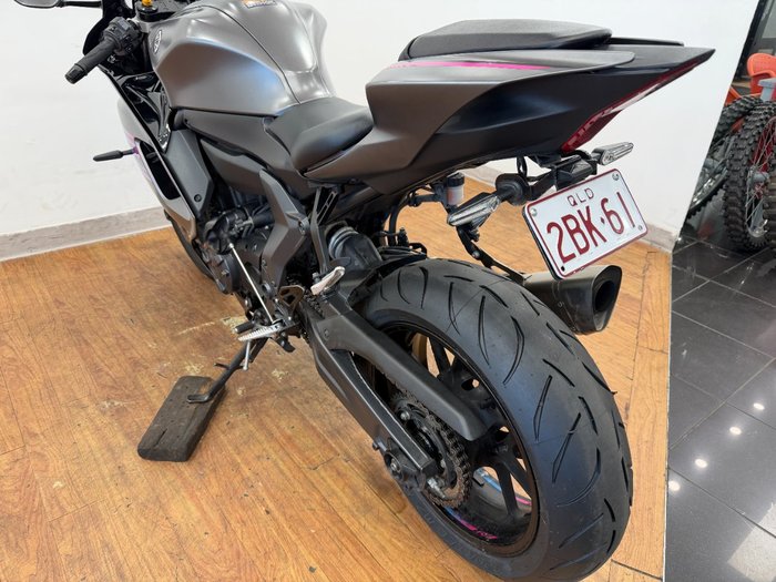 2024 Yamaha YZF-R7LA GREY