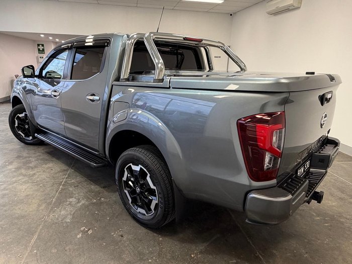 2022 Nissan Navara ST-X