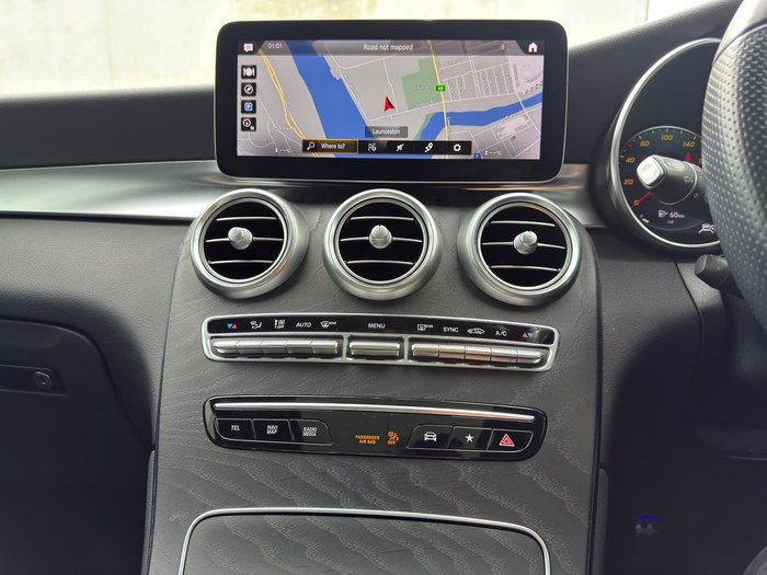 2022 Mercedes-Benz GLC-Class GLC300