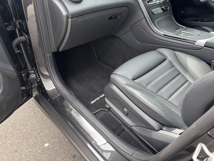 2022 Mercedes-Benz GLC-Class GLC300