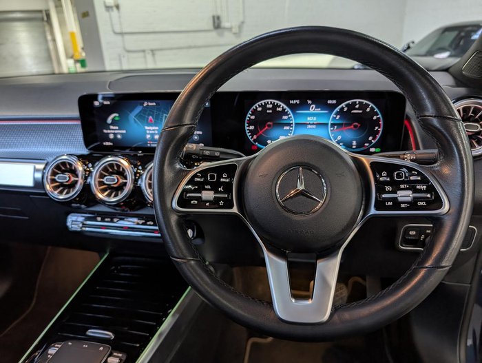 2023 Mercedes-Benz GLB-Class GLB200