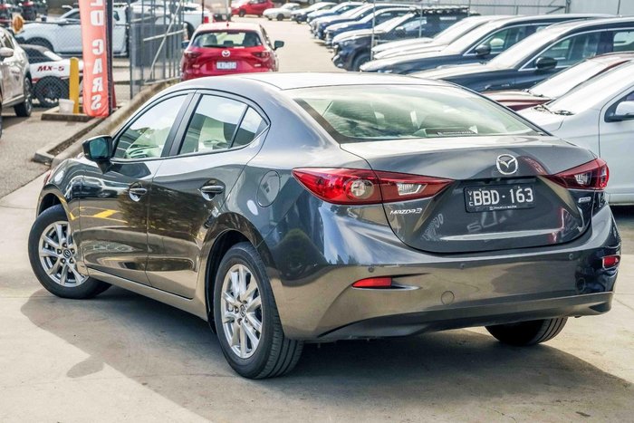 2019 Mazda 3 Neo Sport