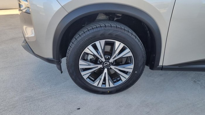 2024 Nissan X-TRAIL ST-L