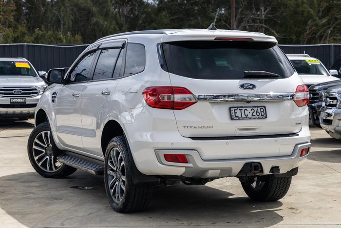 2022 Ford Everest Titanium