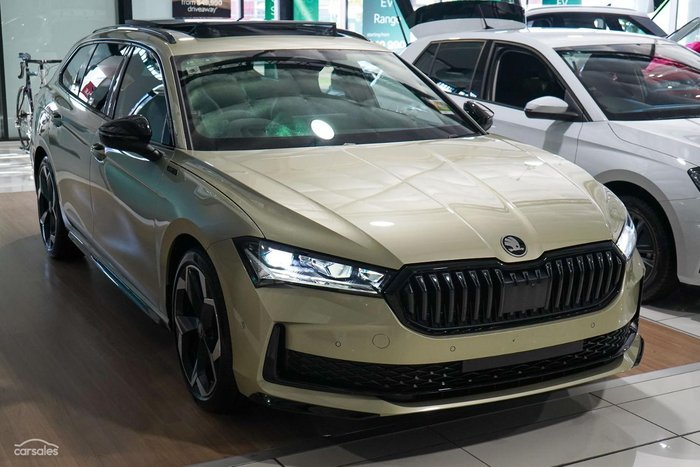 2026 SKODA Superb 195TSI Sportline