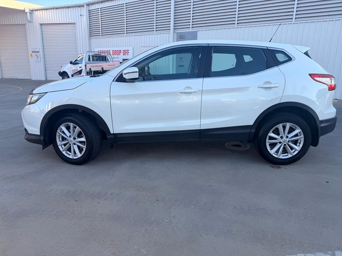 2015 Nissan QASHQAI ST