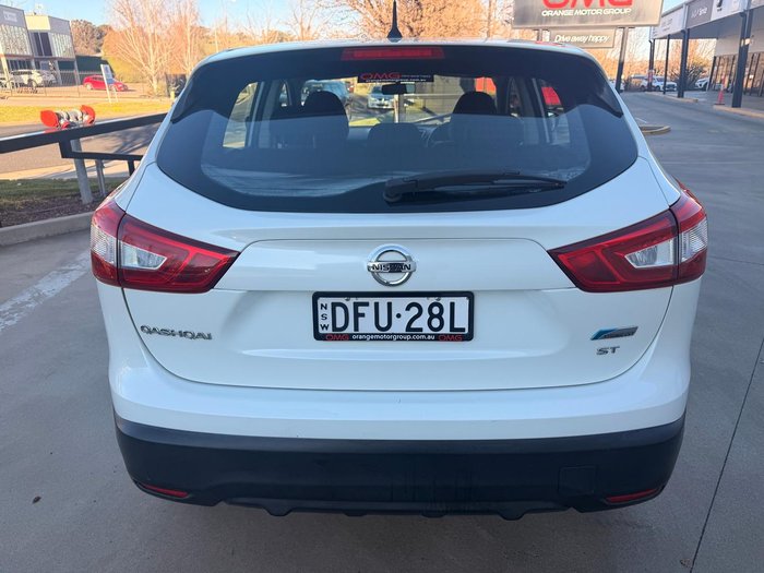 2015 Nissan QASHQAI ST
