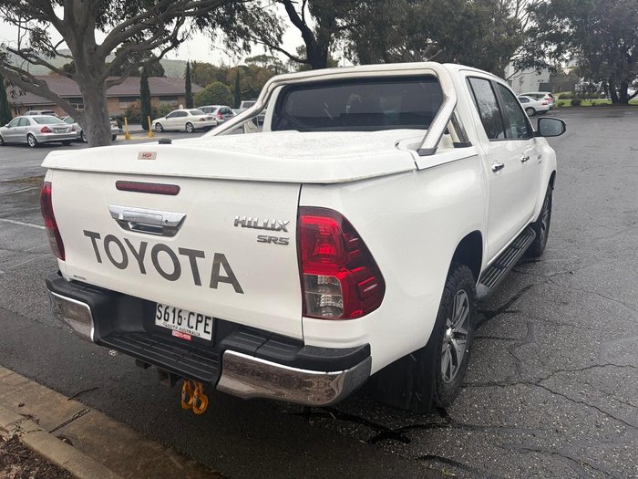 2019 Toyota Hilux SR5