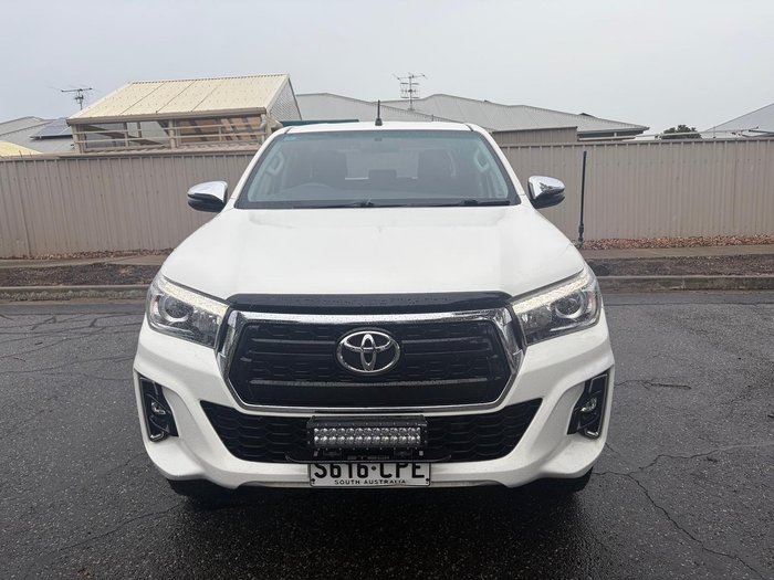 2019 Toyota Hilux SR5
