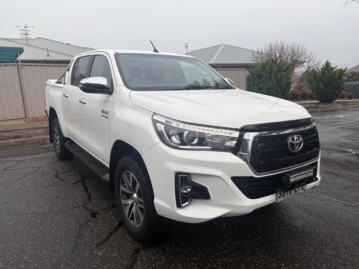 2019 Toyota Hilux SR5