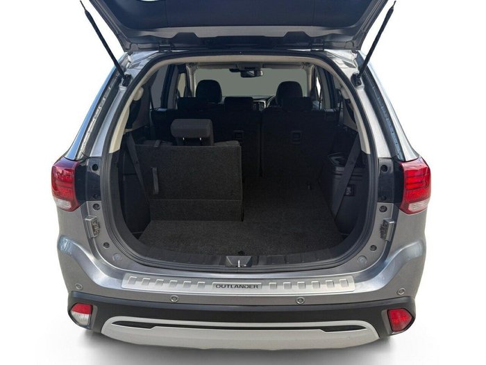 2021 Mitsubishi Outlander ES