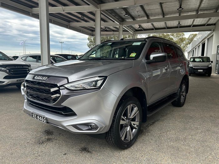 2024 Isuzu MU-X LS-T