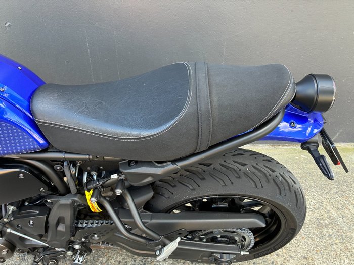2024 Yamaha XSR700 BLUE