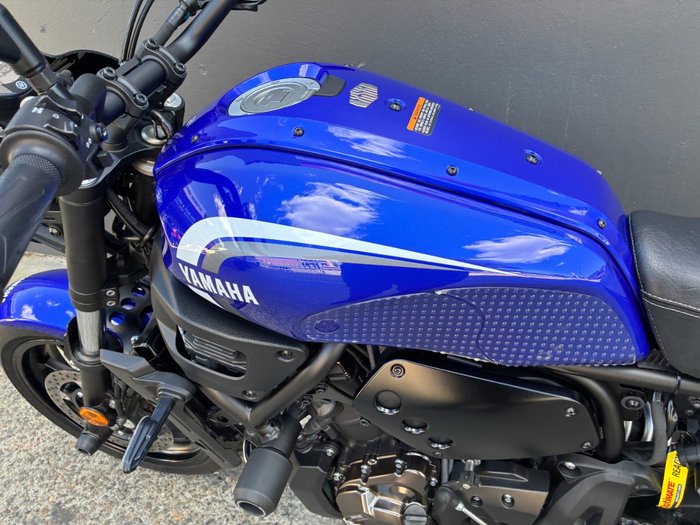 2024 Yamaha XSR700 BLUE