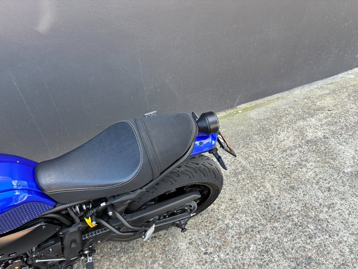 2024 Yamaha XSR700 BLUE