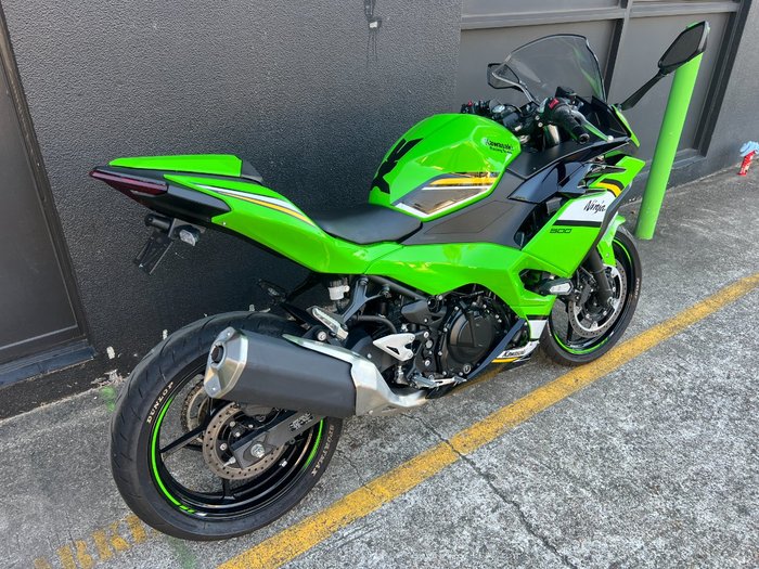 2025 Kawasaki NINJA 500 SE (LAMS) GREEN