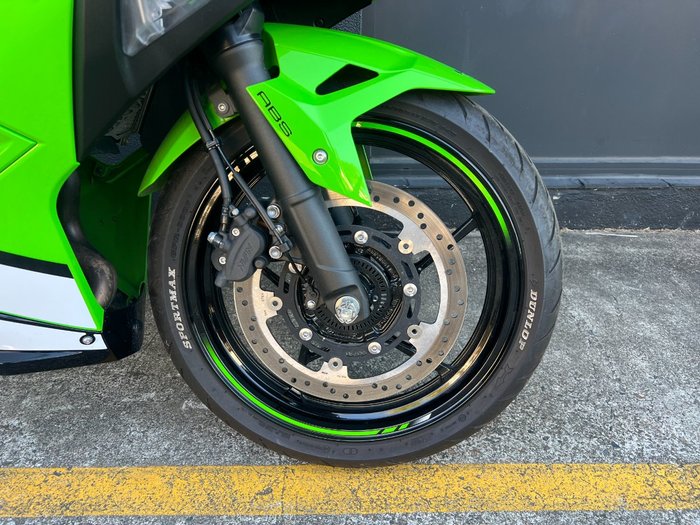 2025 Kawasaki NINJA 500 SE (LAMS) GREEN