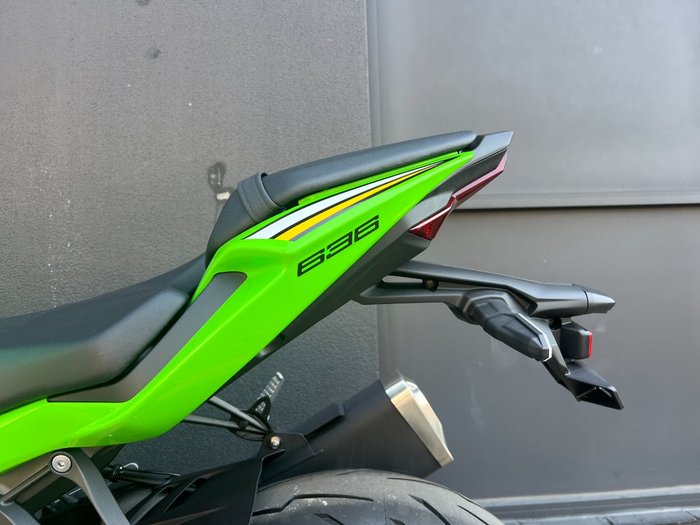 2024 Kawasaki NINJA ZX-6R (636) KRT EDITION GREEN