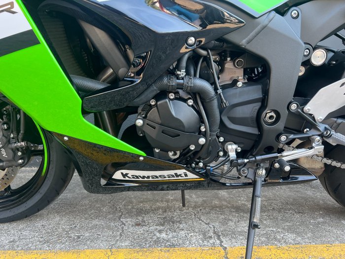2024 Kawasaki NINJA ZX-6R (636) KRT EDITION GREEN
