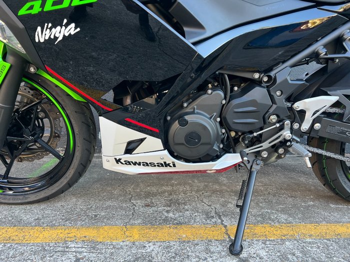 2021 Kawasaki NINJA 400 SE GREEN
