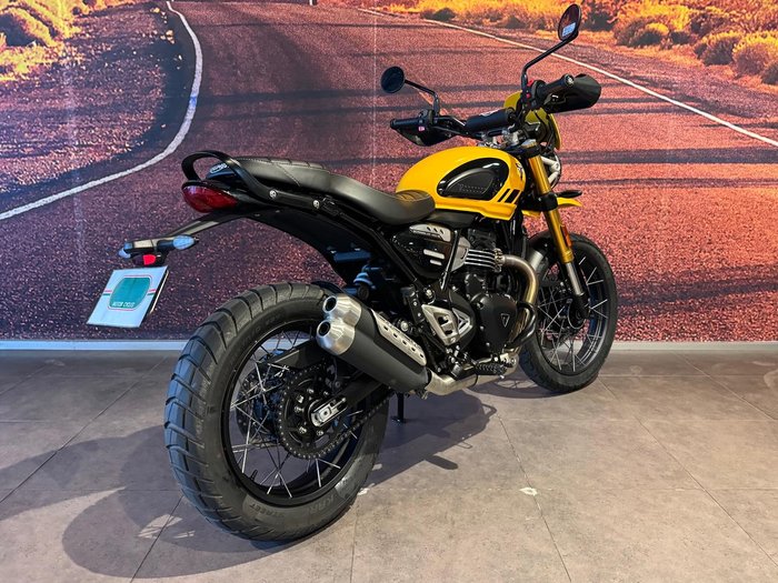 2026 Triumph Scrambler 400 XC Scrambler Yellow