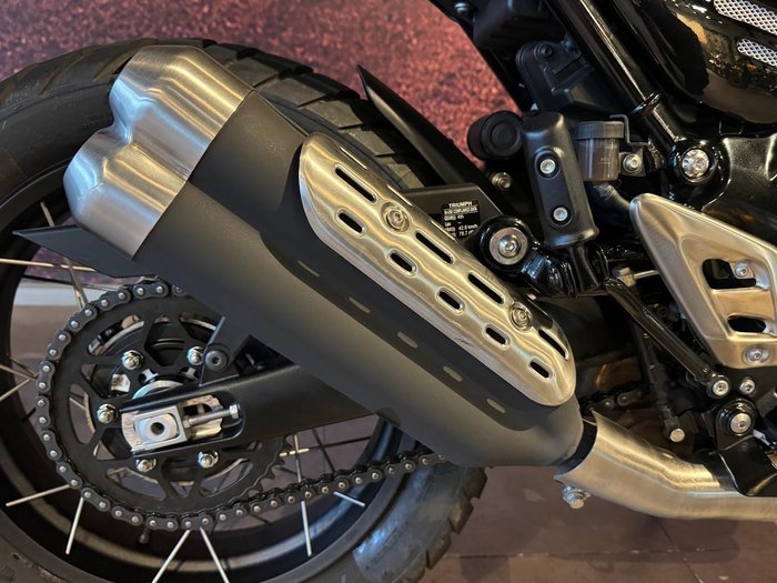 2026 Triumph Scrambler 400 XC Scrambler Yellow