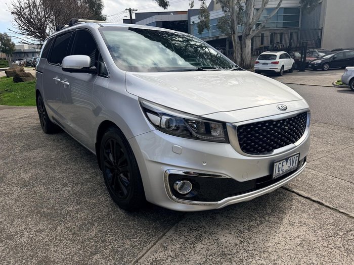 2015 Kia Carnival